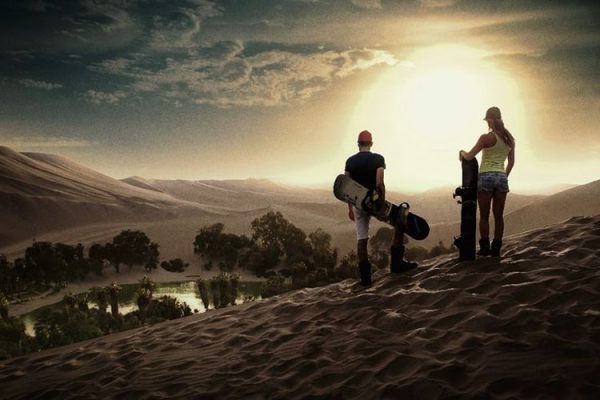 Snowboarding Huacachina