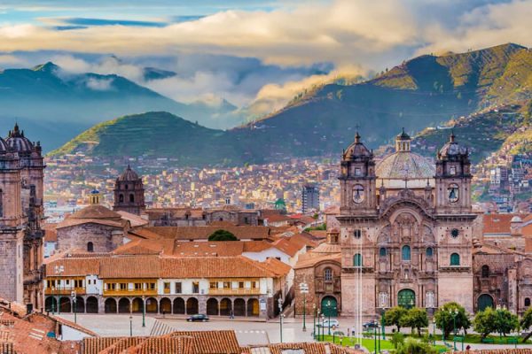 Vista de Iglesia Principal Cusco